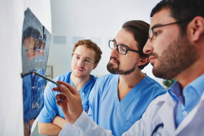 How To Compare Healthcare Career Training Programs In New York City